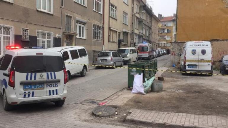 Namus meselesi dedi. 2 kızını bıçaklayıp, polise teslim oldu