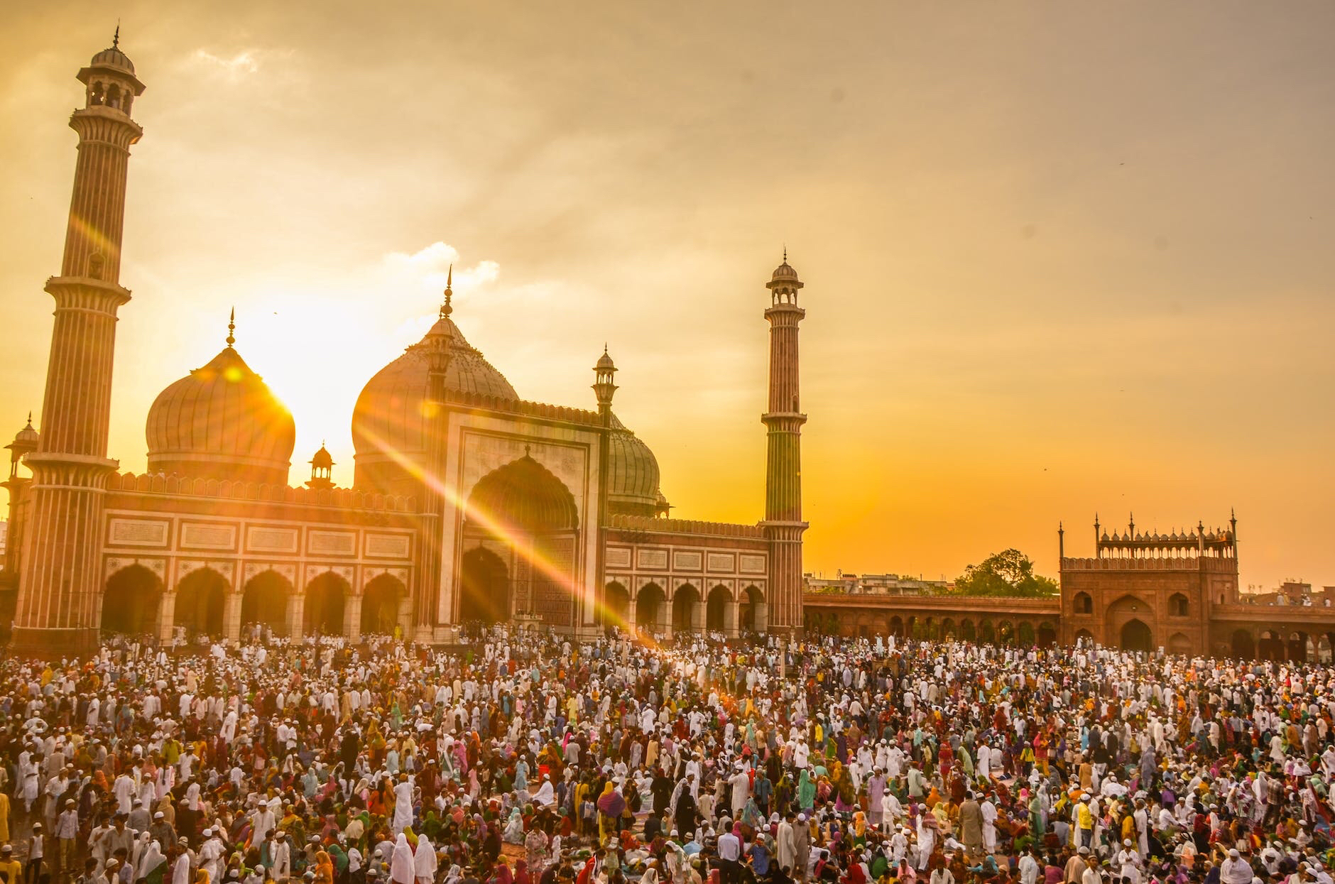 Türkiye dahil 27 ülkede Ramazan başladı