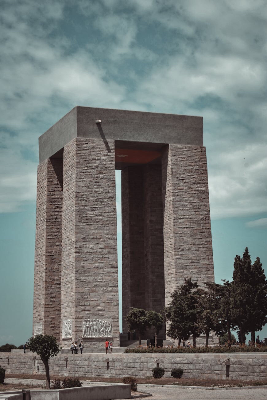 Türk halkının ulusal kimliğinin gelişmesine önemli katkısı olan ve Tarihin seyrini değiştiren Çanakkale savaşı