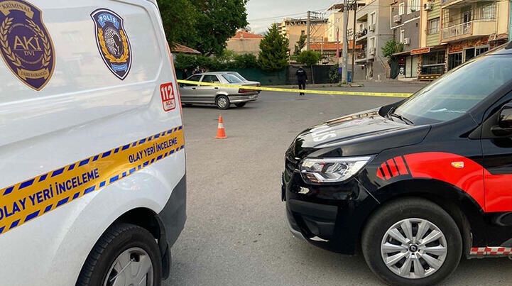 İzmir’de Husumetli Gruplar Arasında Çıkan Kavgada 1 Çocuk Hayatını Kaybetti, 2 Kişi Yaralandı