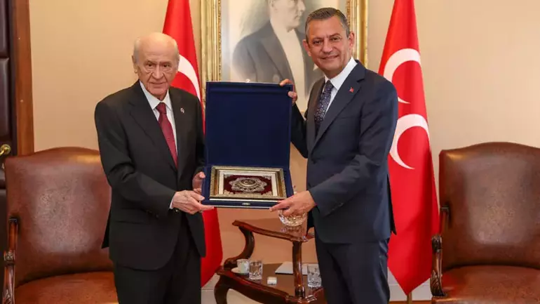 Özgür Özel’den Bahçeli’ye Ziyaret