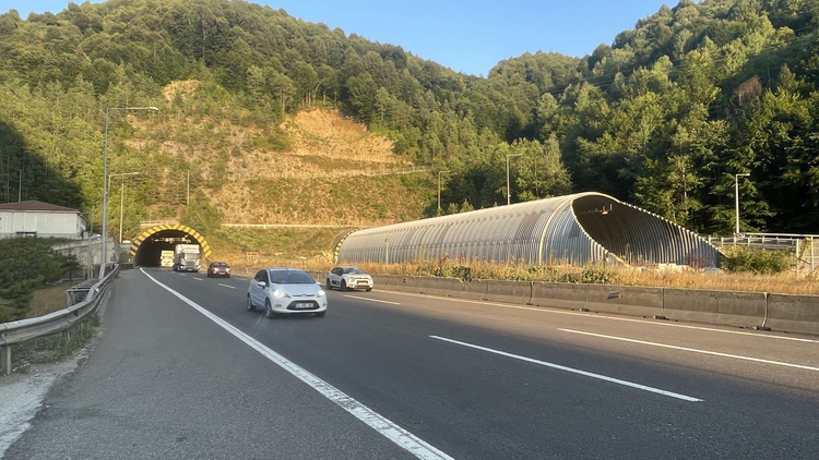 Bolu Dağı Tüneli İstanbul İstikameti 50 Gün Trafiğe Kapanacak