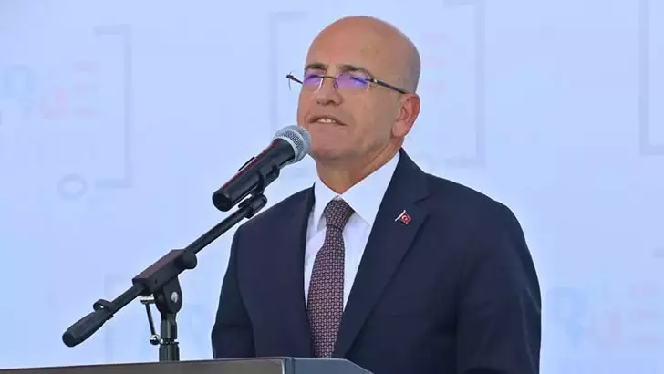 Bakan Şimşek: Akaryakıt İstasyonlarındaki Vergi Kaybı Önlenecek, Ticari araçlar takip edilecek.