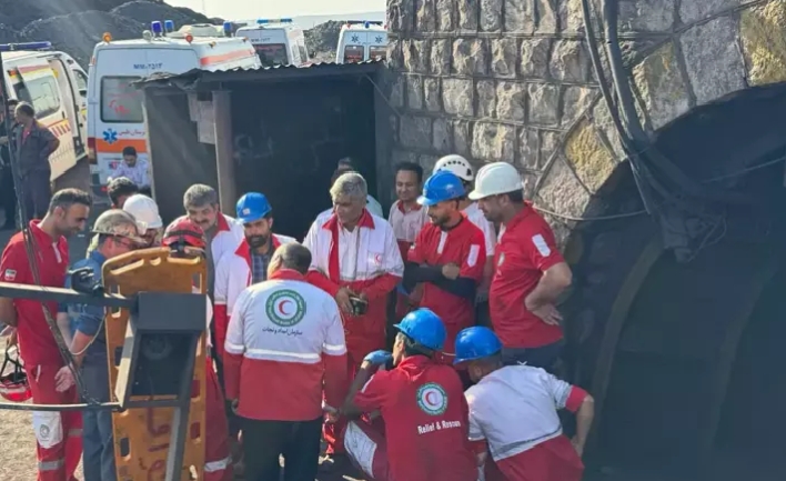 İran’da Kömür Madeninde Patlama: 30 Ölü, 17 Yaralı