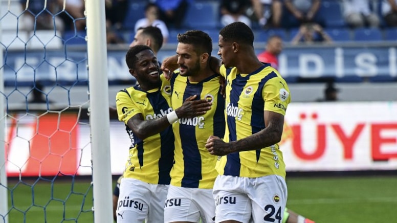 Fenerbahçe Liderliği Geri Aldı! Derbiye Tarihi Rekorla Gidiyor