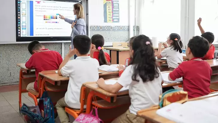 “Yeni Eğitim Devrimi: Öğrencilerin Geleceği İçin Neler Değişiyor?”