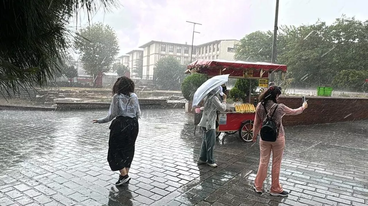 Meteoroloji’den Kritik Uyarı: Sel ve Fırtına Kapıda!