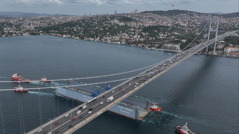 İstanbul Boğazı’nda Çift Yönlü Gemi Trafiği Durduruldu