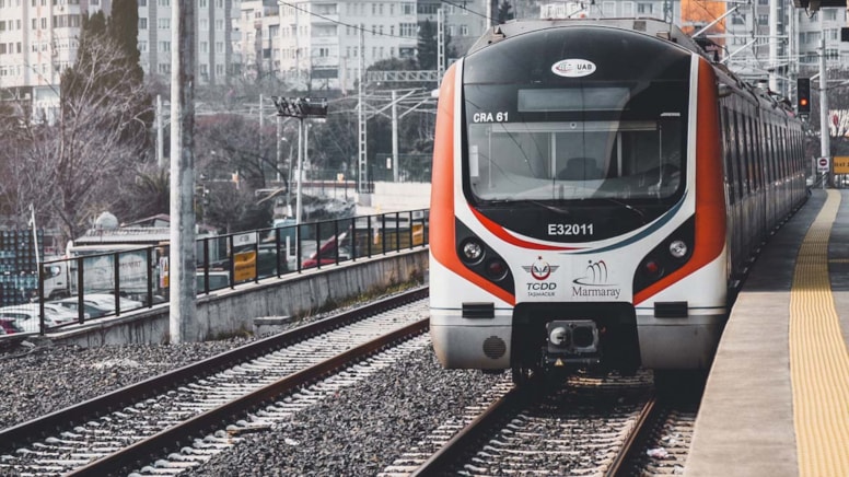 Marmaray İstasyonunda İntihar: Seferler Gecikmeli Yapılıyor