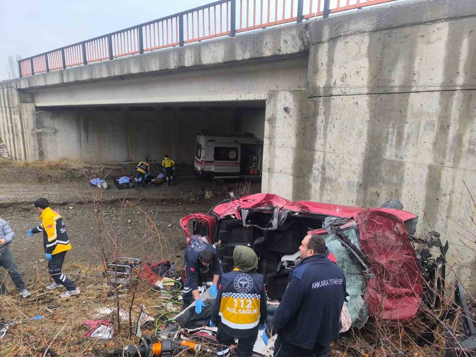 Acı Kaza: Aynı Aileden 5 Kişi Hayatını Kaybetti