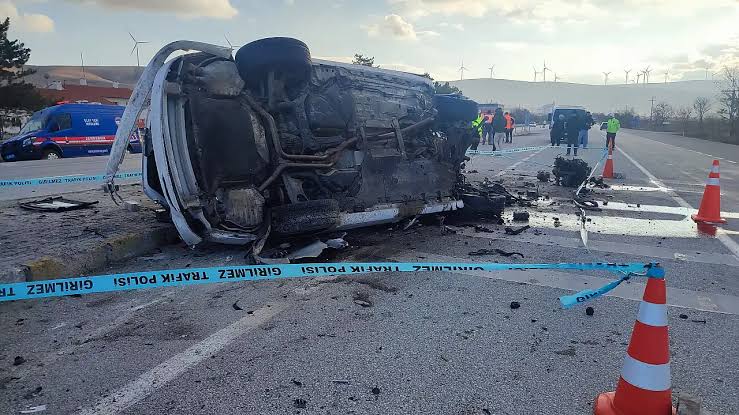 Konya’da Hız Felaketi: 3 Kişi Hayatını Kaybetti