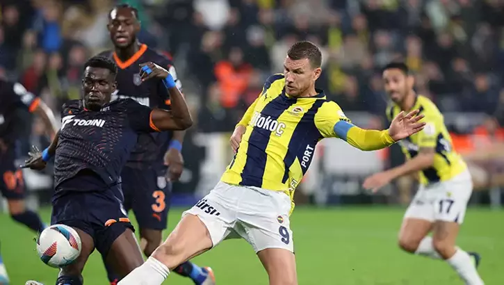 Kadıköy’de Zirve Ateşi: Fenerbahçe, Başakşehir’i Fırtına Gibi Geçti!