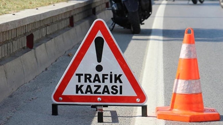 Feci Kaza: Kontrolden Çıkan Minivan Şarampole Yuvarlandı, 1 Ölü, 3 Ağır Yaralı!