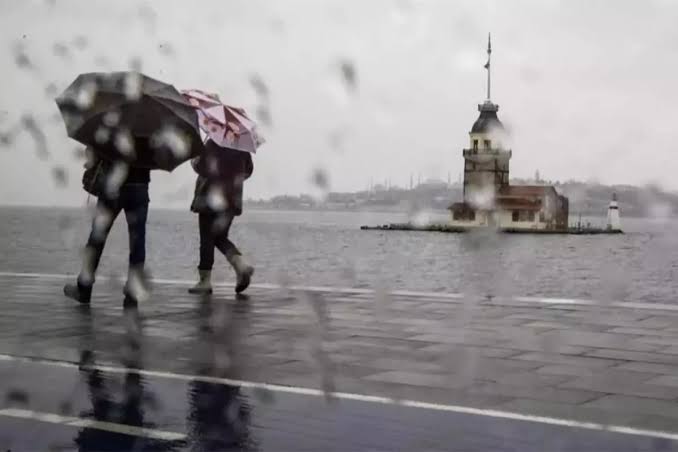 Zemheri Kapıda: AKOM Uyardı, İstanbullular Dikkat!