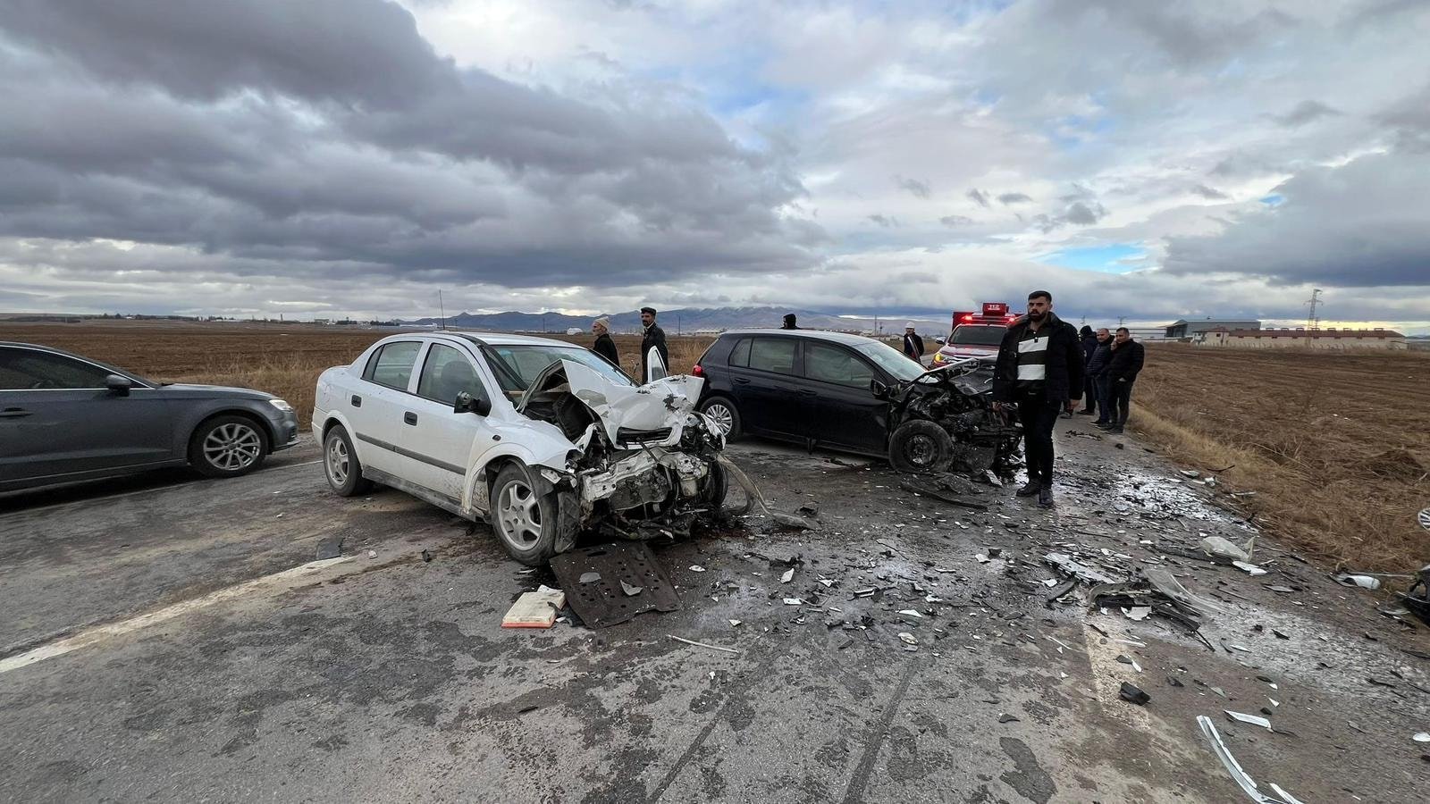 Bolvadin’de Korkunç Kaza: Karı Koca Hayatını Kaybetti