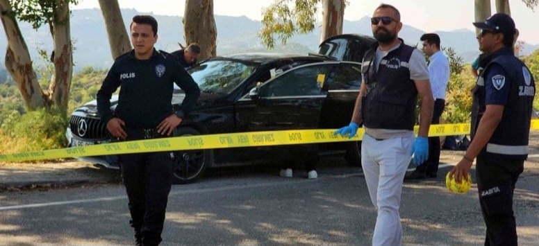 Muğlalı Müteahhit Lüks Aracında Canına Kıydı!