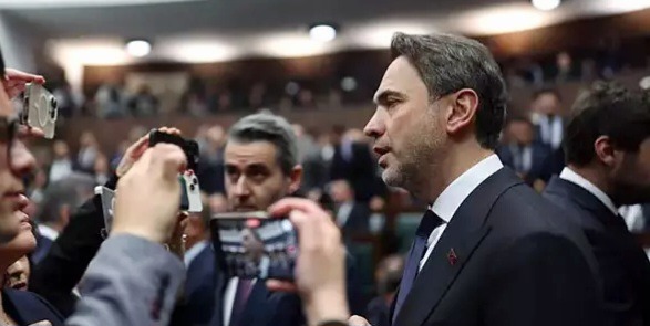 Bakan Bayraktar: “Suriye’ye Elektrik Sevkiyatı Üç Kat Artacak”